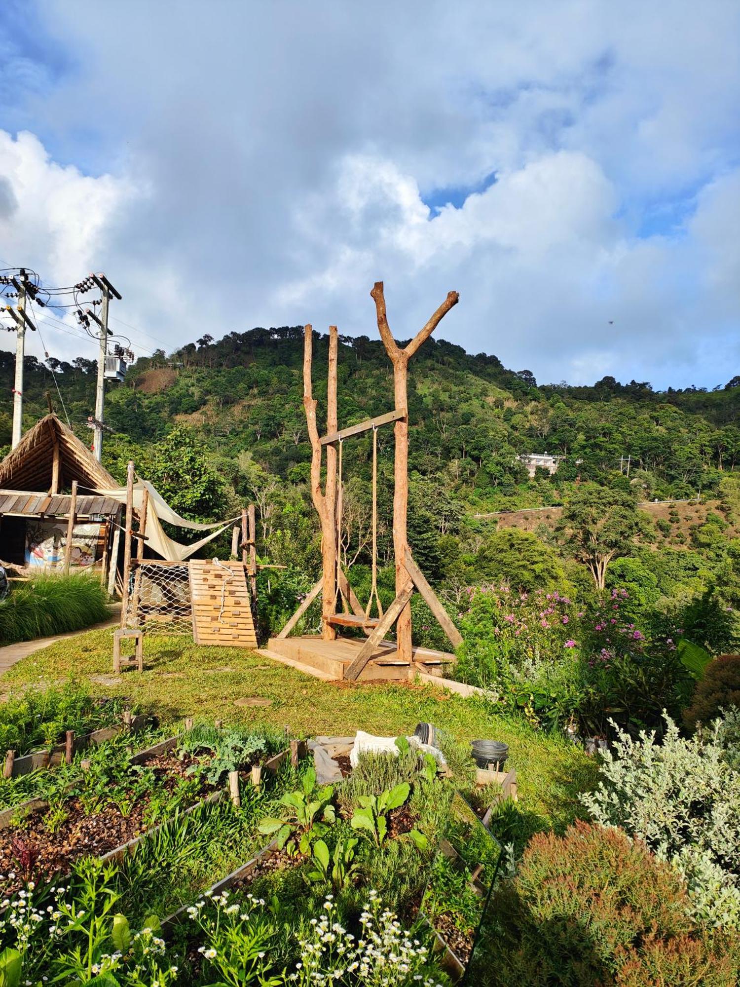 U Garden Hotel Banhuajkhaj Kültér fotó